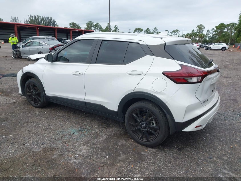 2023 Nissan Kicks Sv Xtronic Cvt