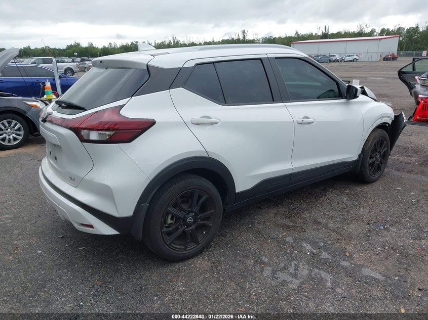 2023 Nissan Kicks Sv Xtronic Cvt