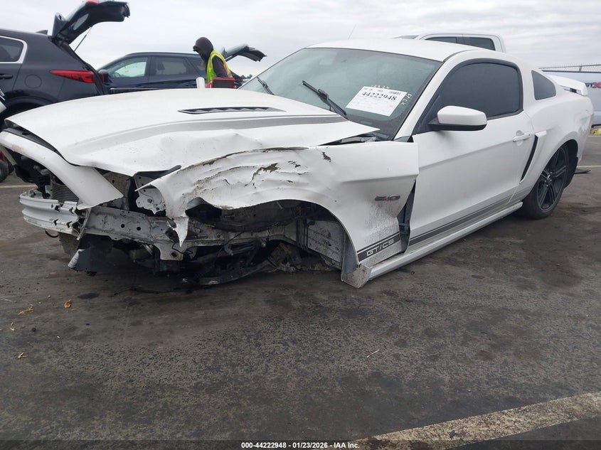 2013 Ford Mustang Gt Premium