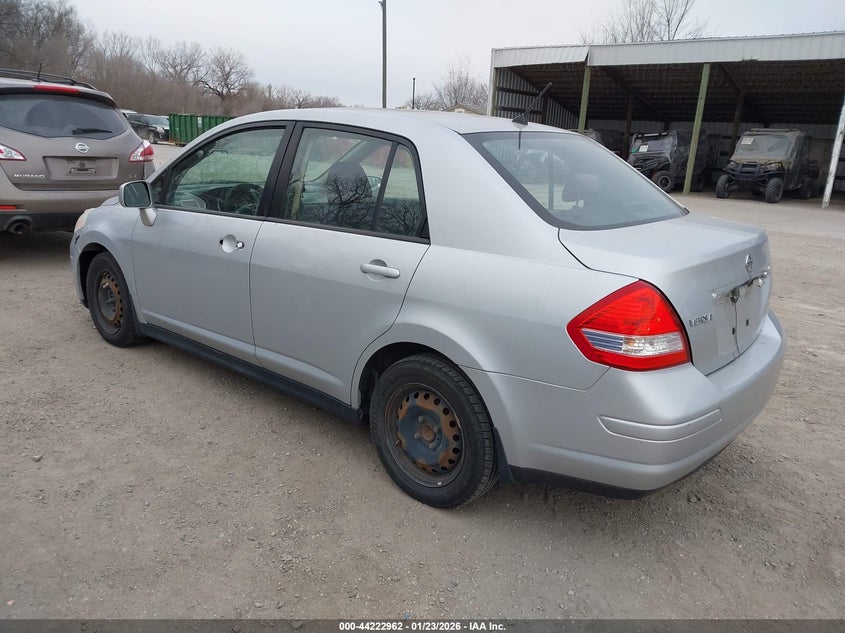 2009 Nissan Versa 1.8S
