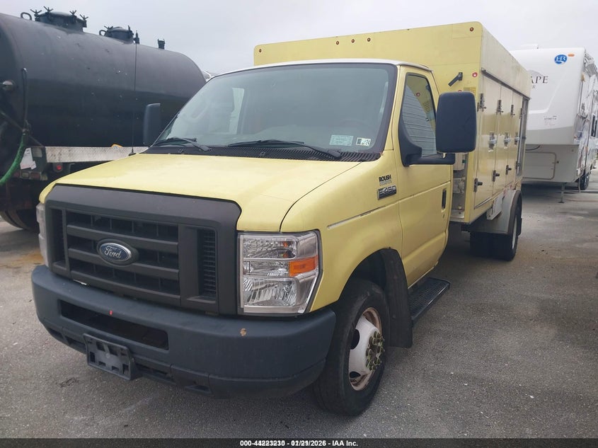 2019 Ford E-450 Cutaway