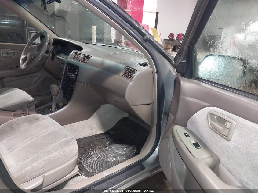 2001 Toyota Camry Le