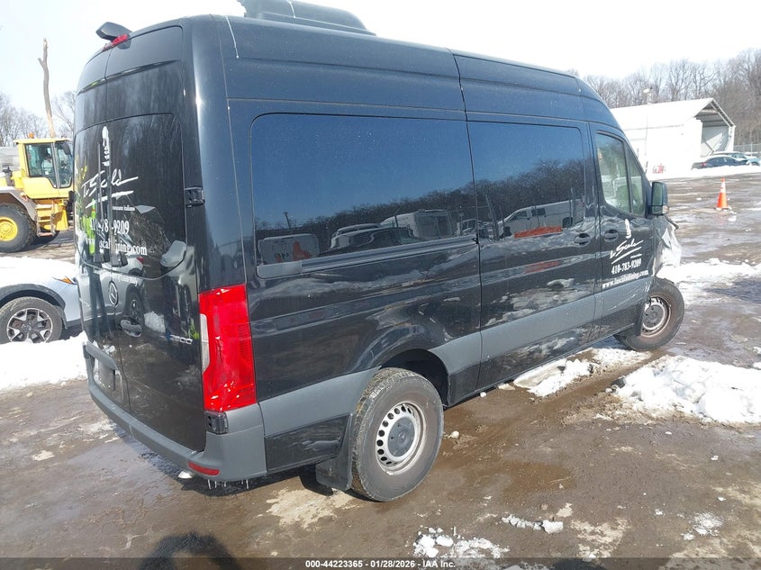 2023 Mercedes-Benz Sprinter 2500 Standard Roof 4-Cyl Diesel