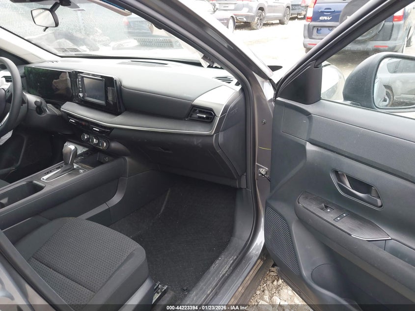 2025 Nissan Kicks S Intelligent Awd