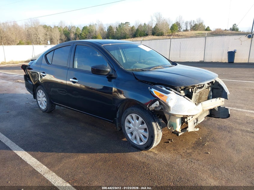 2015 Nissan Versa 1.6 Sv