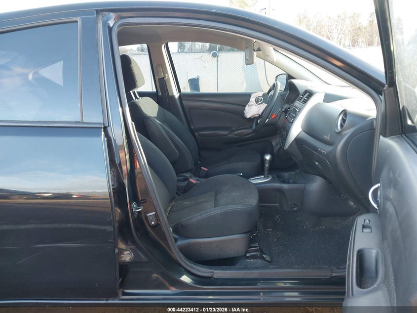 2015 Nissan Versa 1.6 Sv