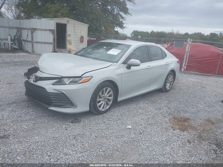 2023 Toyota Camry Le