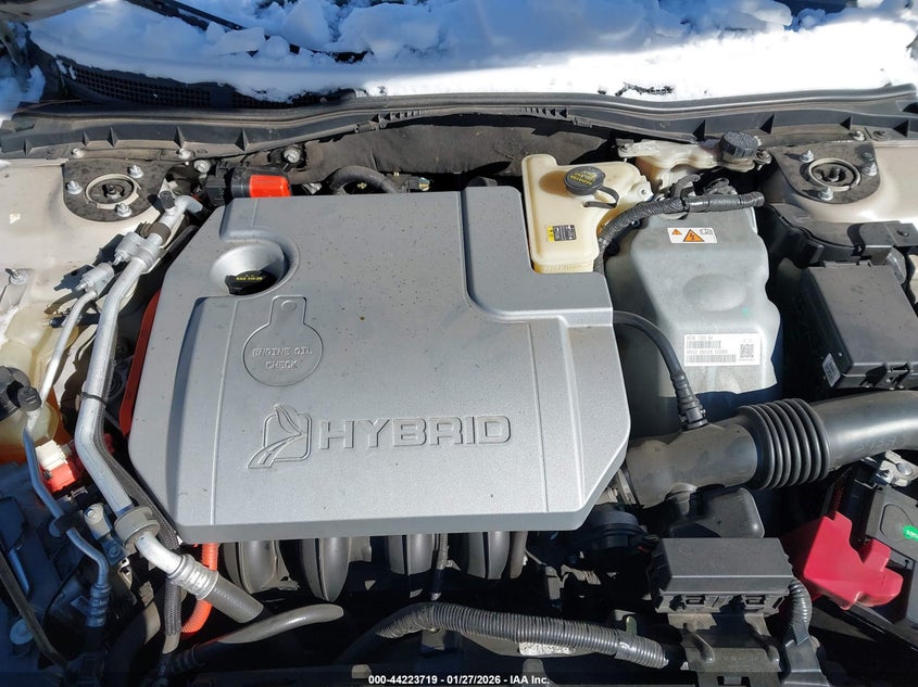2010 Mercury Milan Hybrid VIN: 3MEDM0L33AR615668 Lot: 44223719