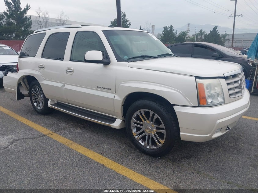 2003 Cadillac Escalade Standard