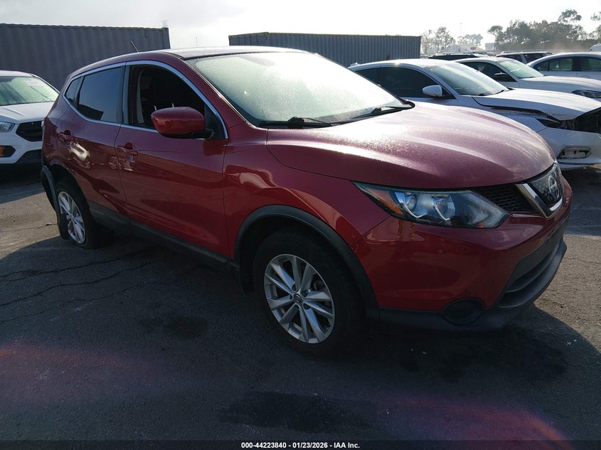 2018 Nissan Rogue Sport S