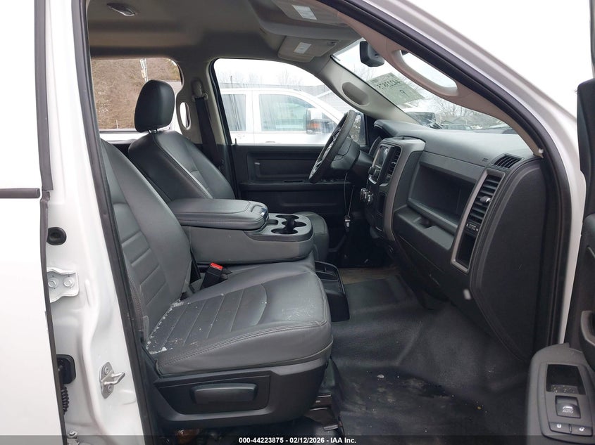 2017 Ram 1500 Tradesman 4X4 5'7 Box