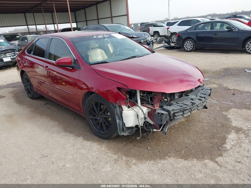2015 Toyota Camry Hybrid Xle