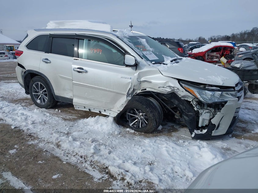 2019 Toyota Highlander Hybrid Xle