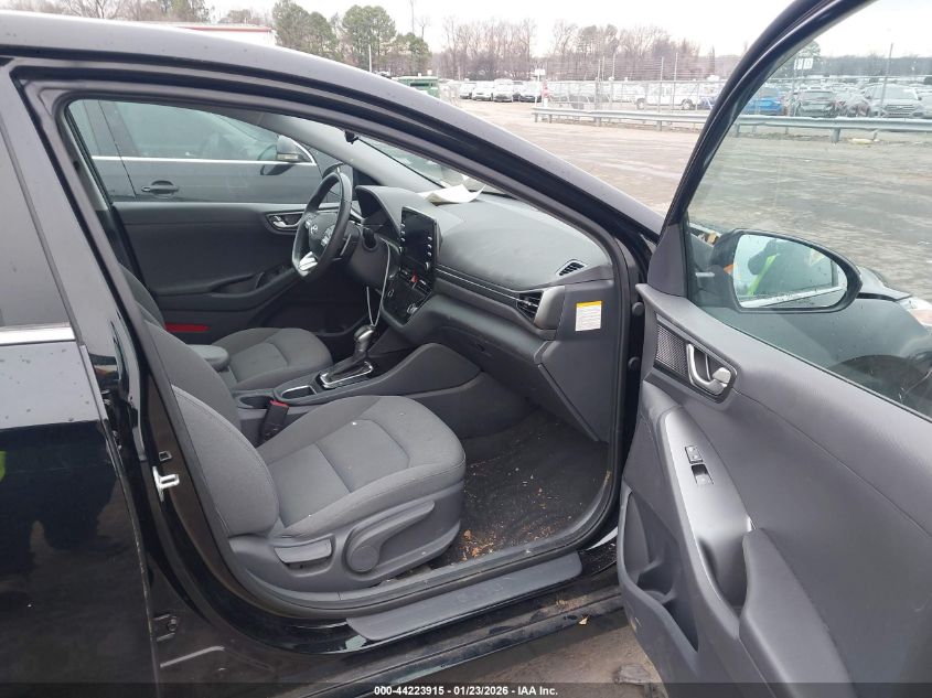 2022 Hyundai Ioniq Hybrid Se