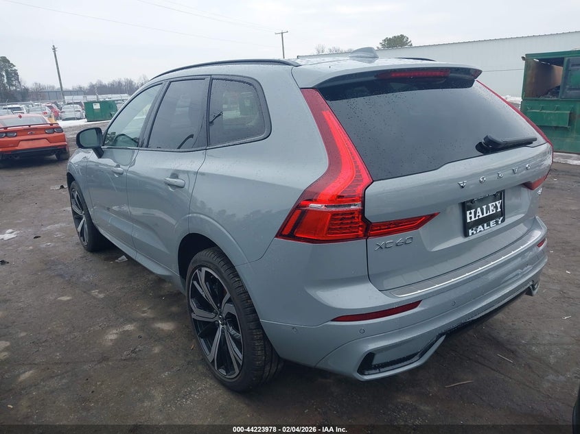 2025 Volvo Xc60 Plug-In Hybrid Ultra, T8 Awd Electric/Gasoline, Dark