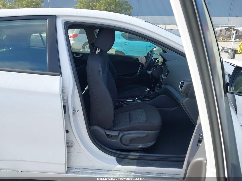 2019 Hyundai Ioniq Hybrid Blue