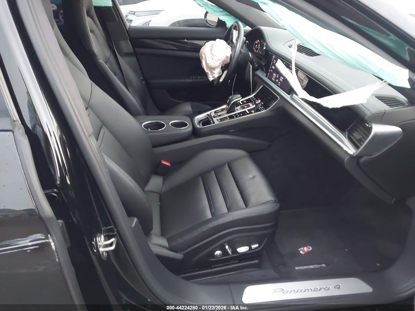 2019 Porsche Panamera E-Hybrid 4