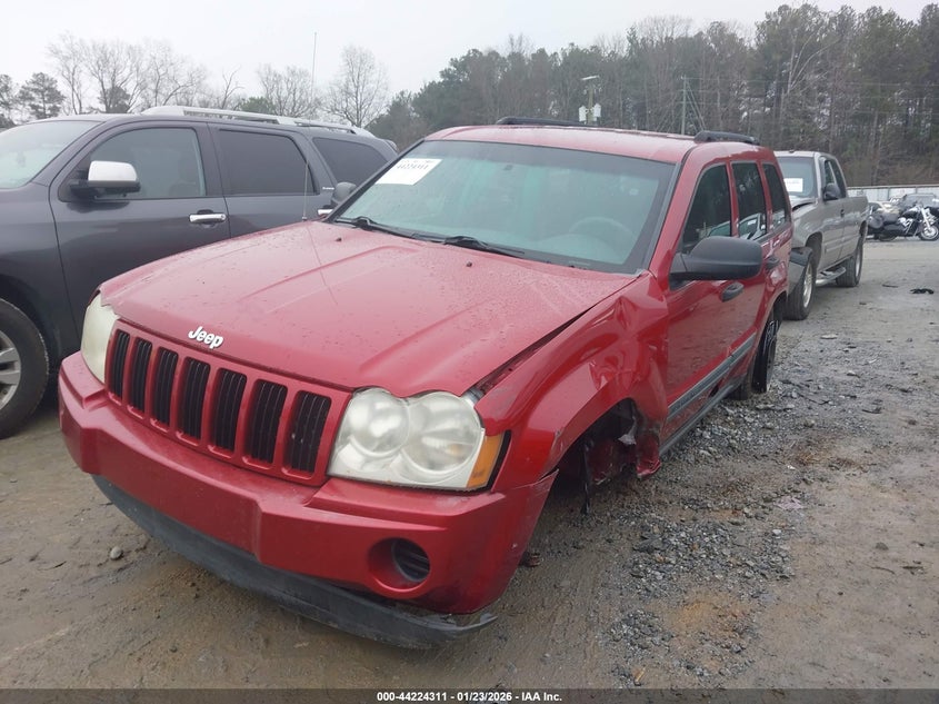 2006 Jeep Grand Cherokee Laredo
