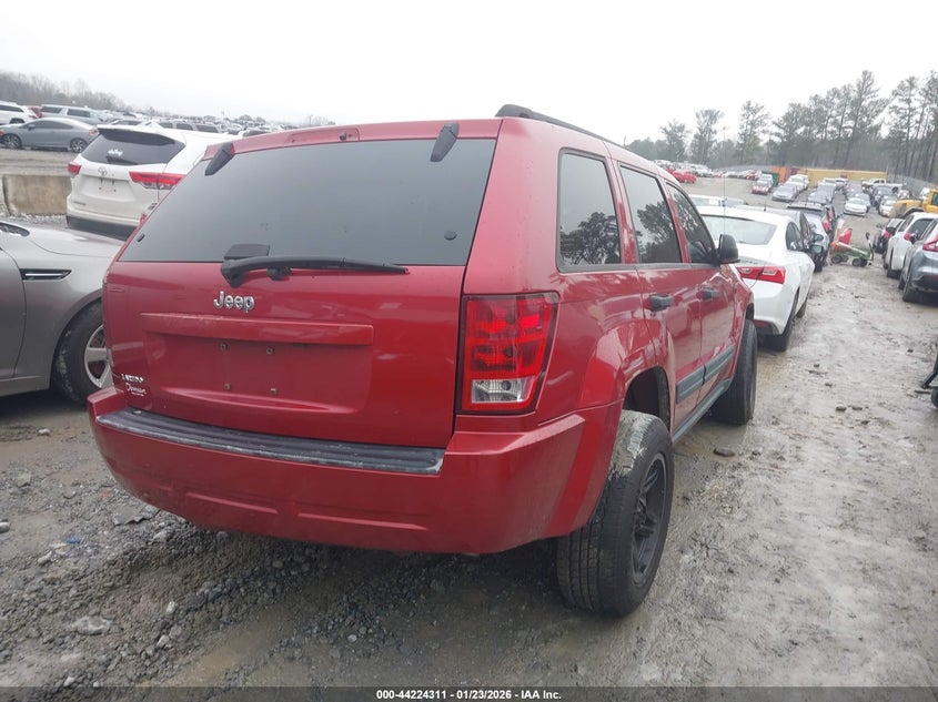 2006 Jeep Grand Cherokee Laredo