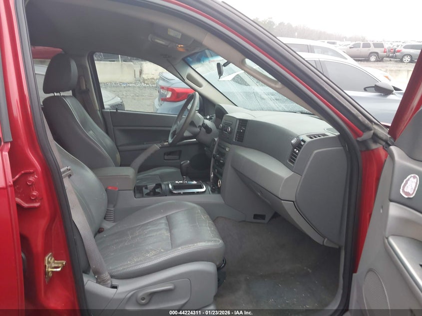 2006 Jeep Grand Cherokee Laredo