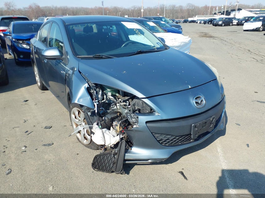2013 MAZDA MAZDA3 I SPORT