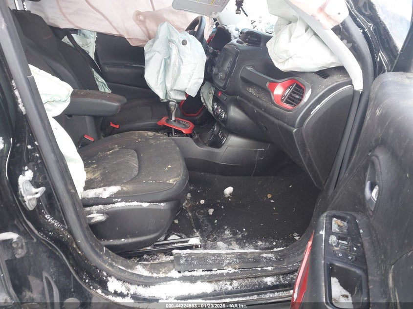 2017 Jeep Renegade Trailhawk 4X4