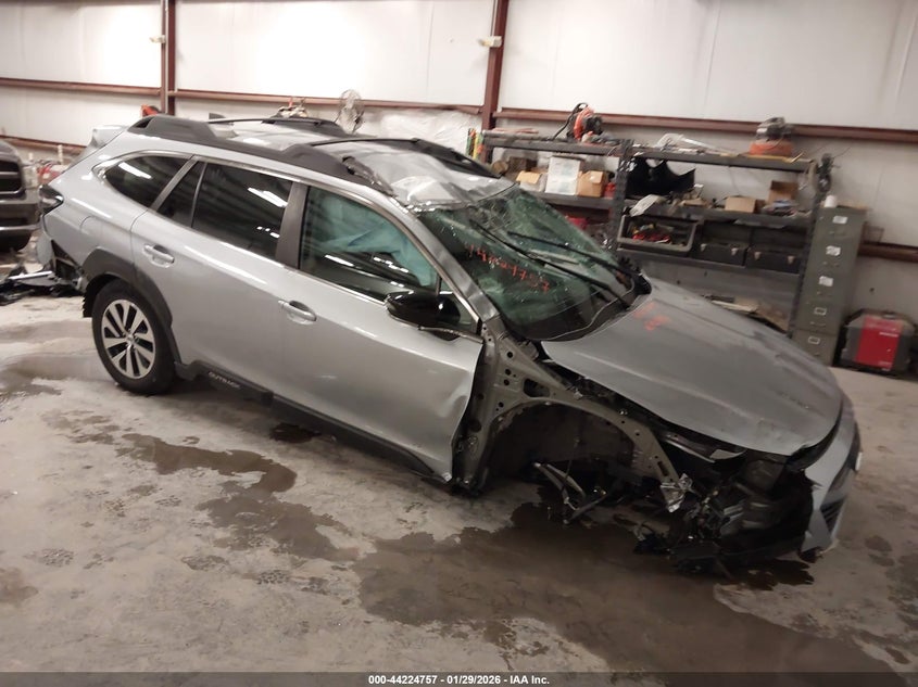 2024 Subaru Outback Premium