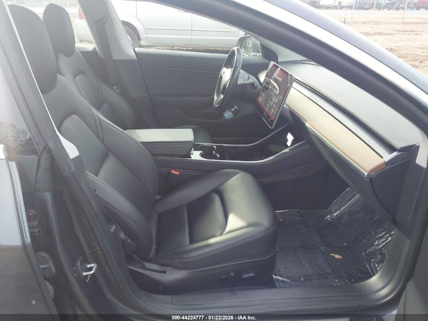 2018 Tesla Model 3 Long Range/Performance