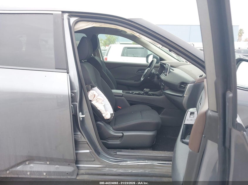 2023 Nissan Rogue S Fwd