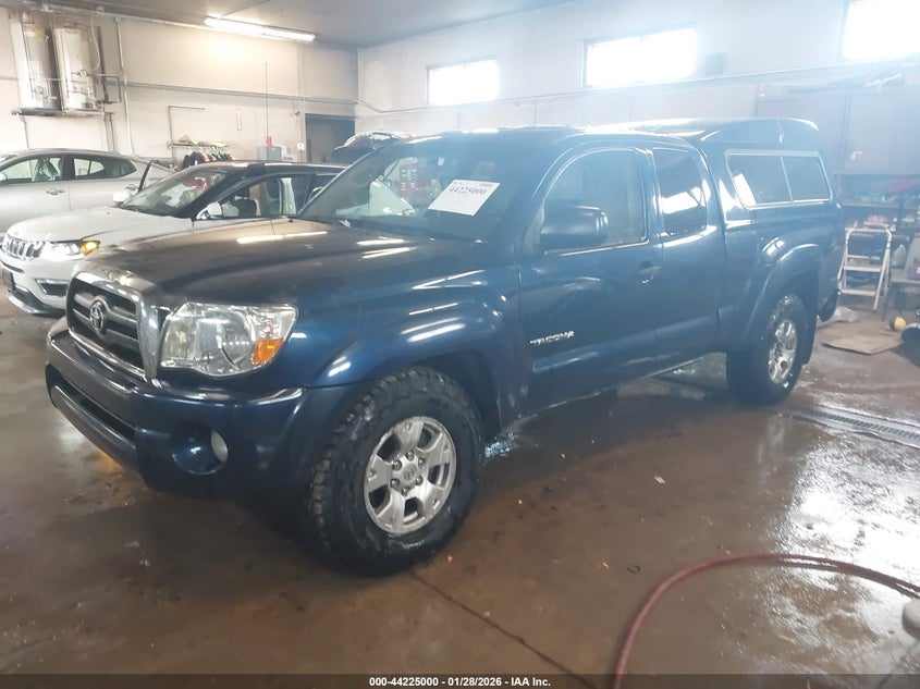 2005 Toyota Tacoma Base V6