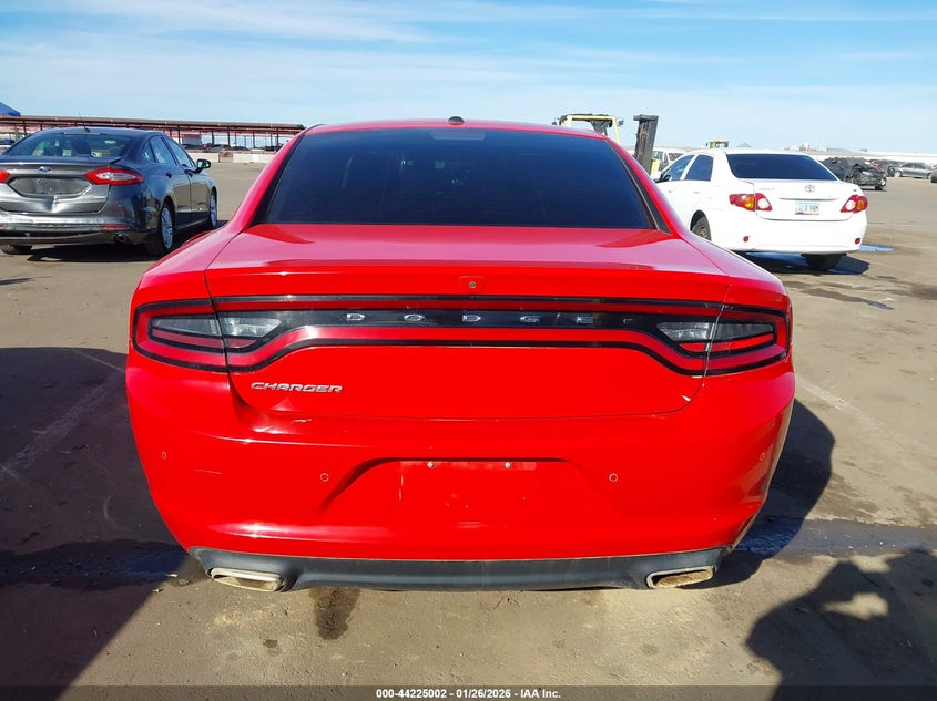 VIN 2C3CDXBG0NH224509 2022 DODGE CHARGER SXT RWD