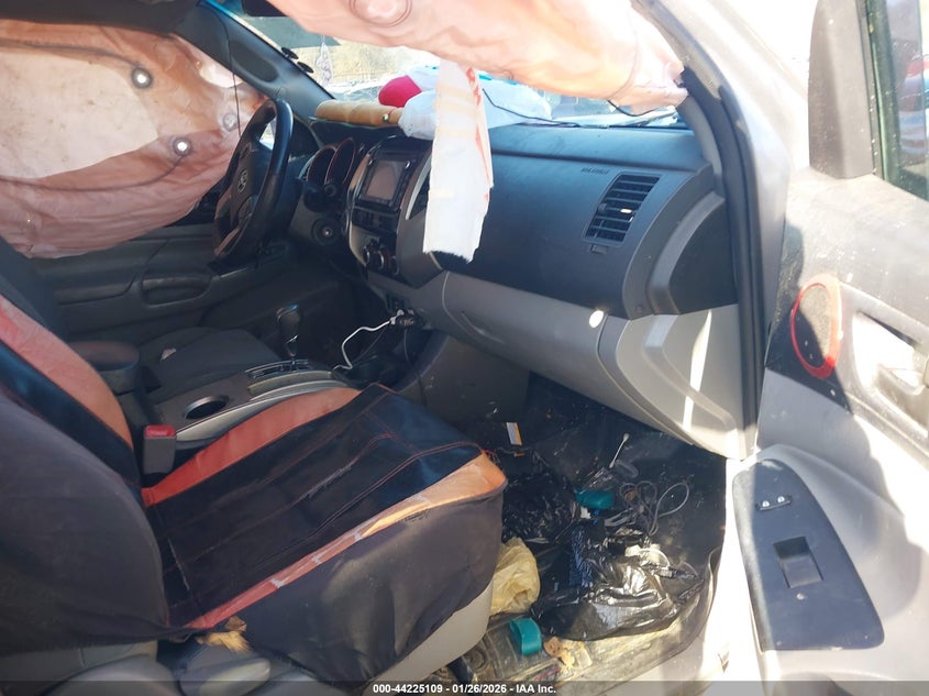 2015 Toyota Tacoma Base V6