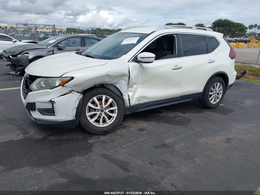 2019 Nissan Rogue Sv