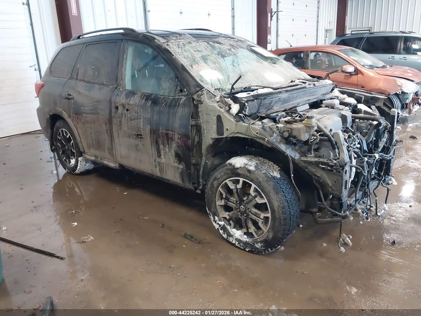 2020 Nissan Pathfinder Sv 4Wd