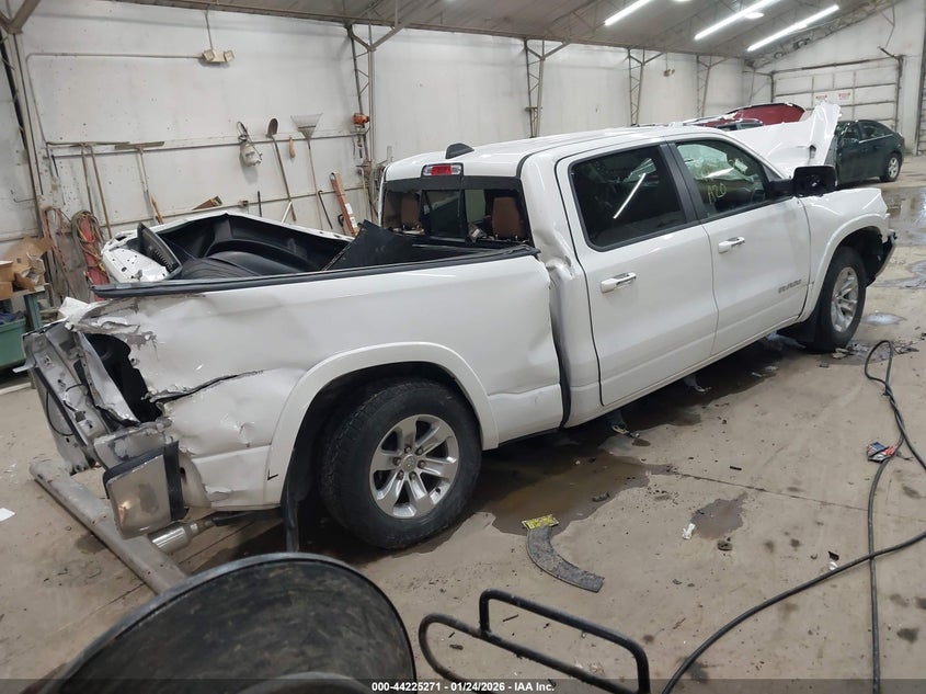 2020 Ram 1500 Laramie 4X4 6'4 Box