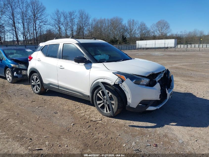2020 Nissan Kicks Sr Xtronic Cvt
