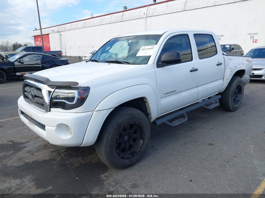 2005 Toyota Tacoma Base V6