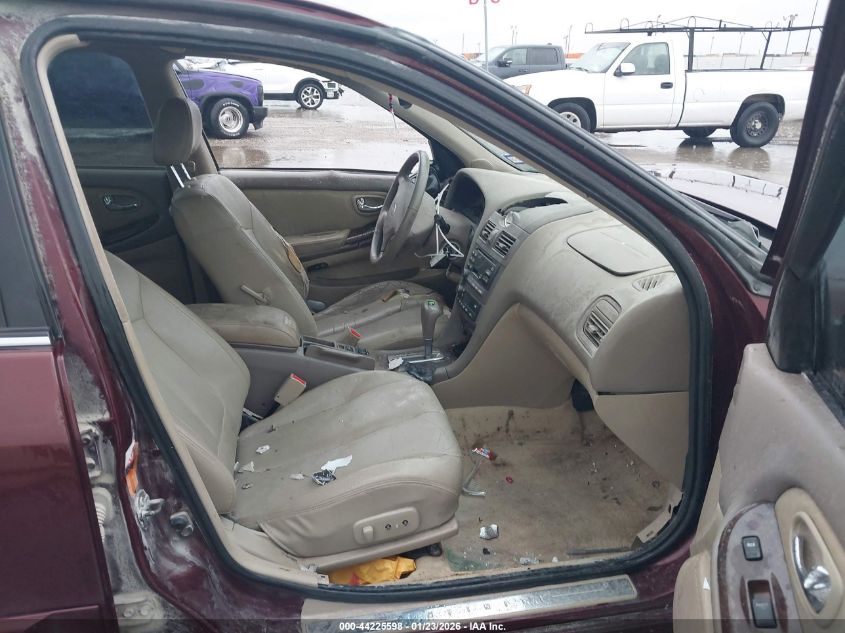 2001 Infiniti I30 Luxury