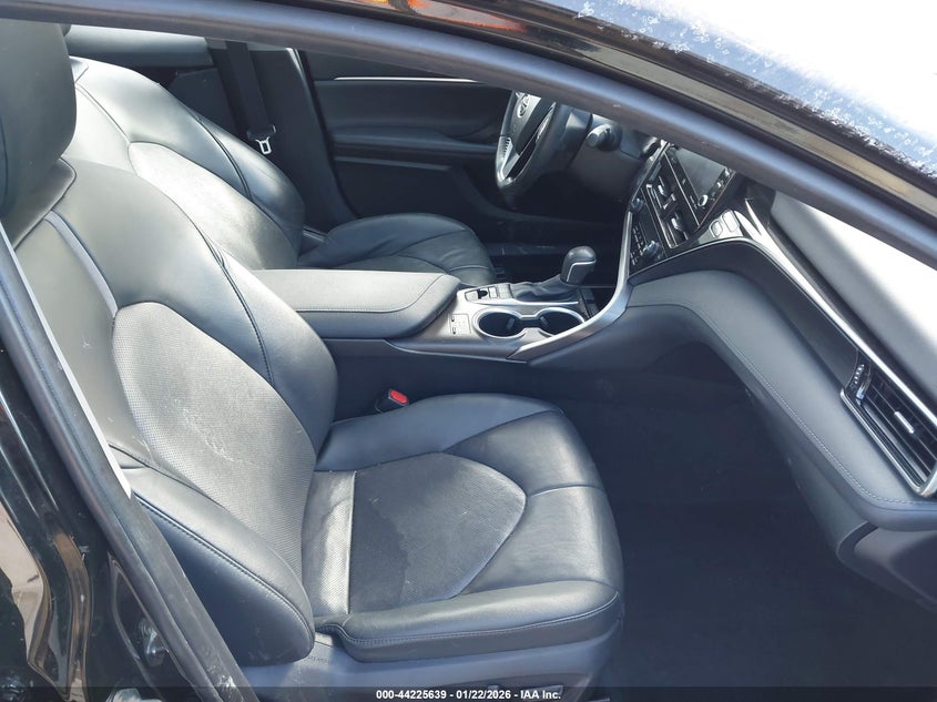 2023 Toyota Camry Xle Hybrid