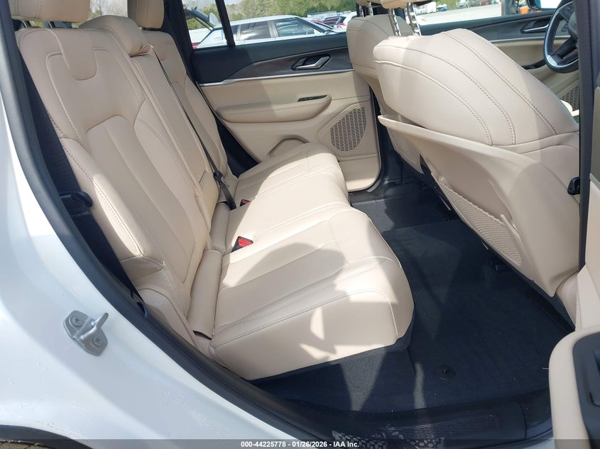 2025 Jeep Grand Cherokee Limited VIN: 1C4RJHBG2SC362779 Lot: 44225778