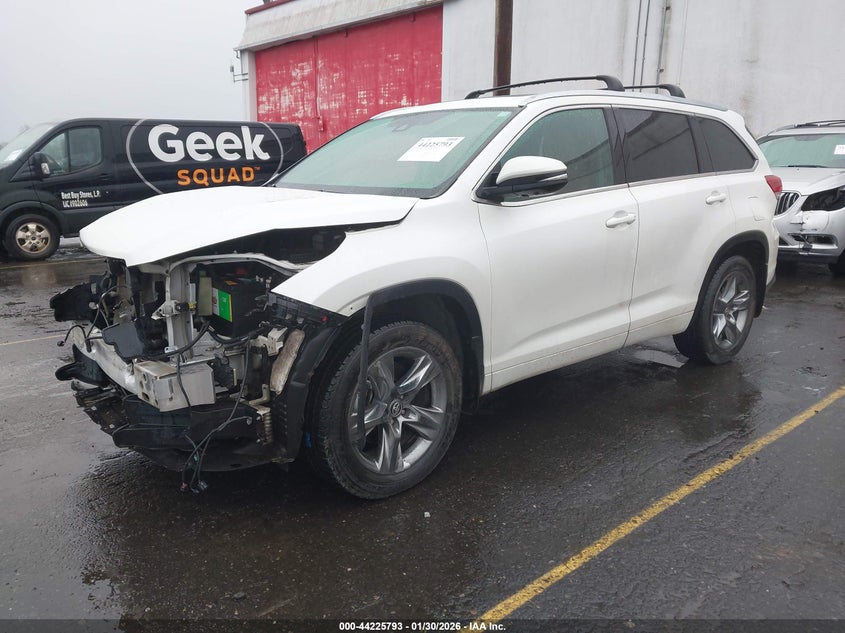 2019 Toyota Highlander Limited Platinum