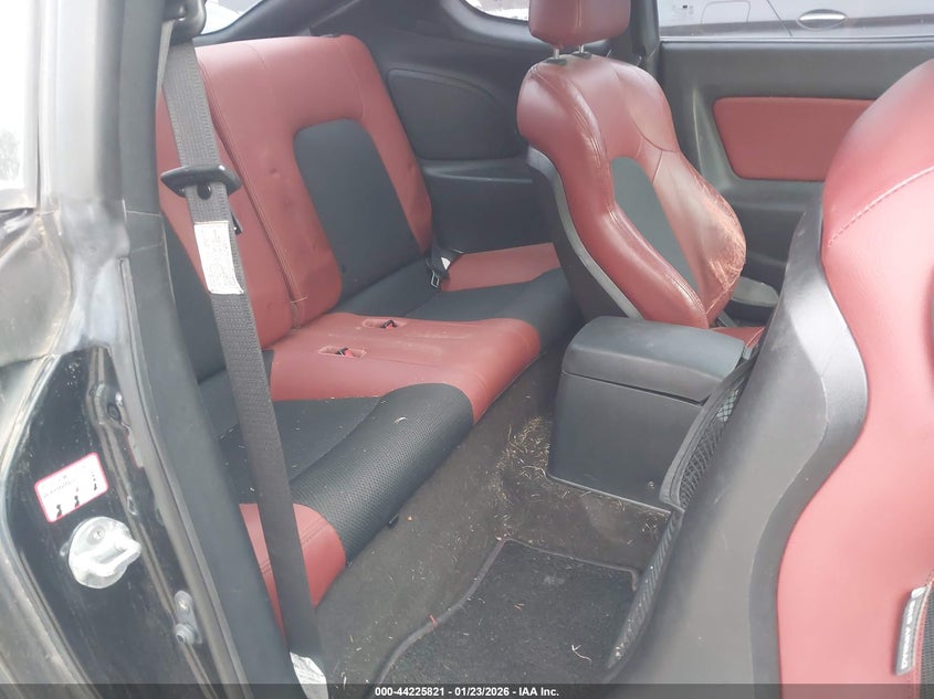 2008 Hyundai Tiburon Gt/Gt Limited/Se VIN: KMHHN66F88U286652 Lot: 44225821