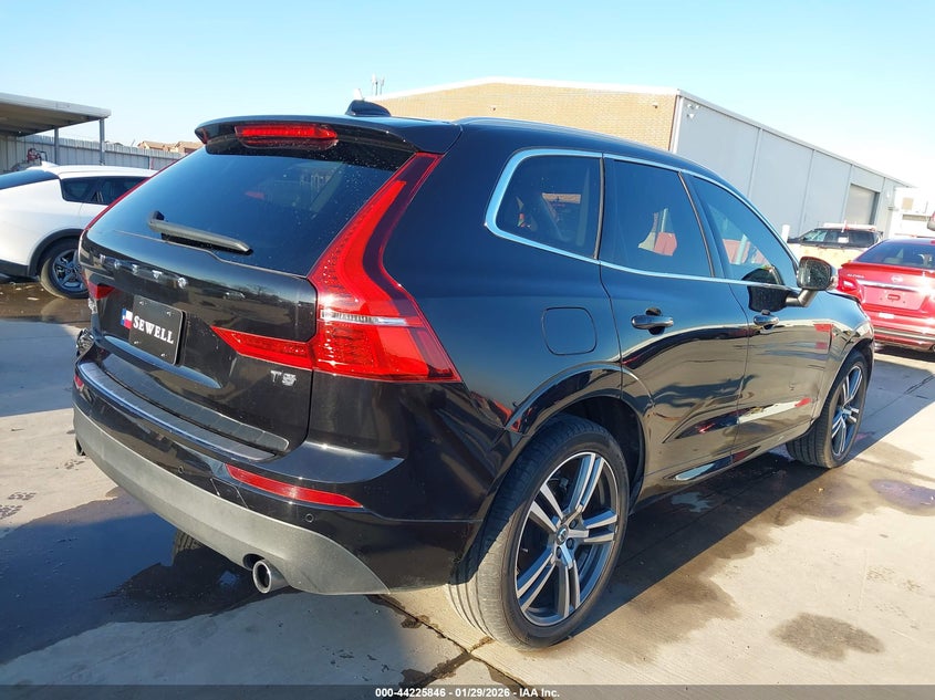 2021 Volvo Xc60 T5 Momentum