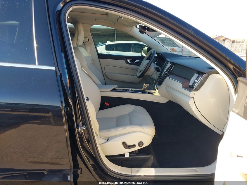 2021 Volvo Xc60 T5 Momentum