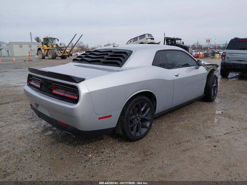 2020 Dodge Challenger Sxt