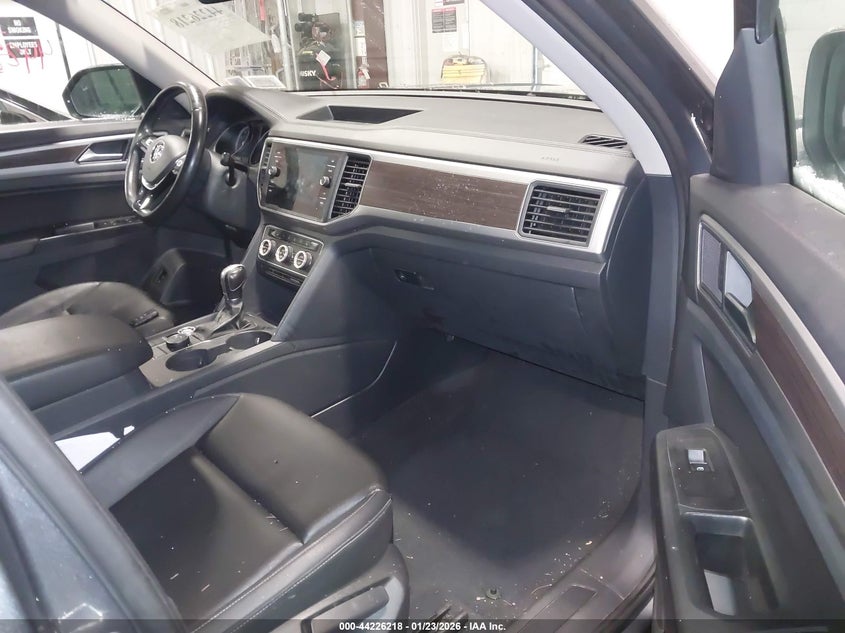 2019 Volkswagen Atlas 3.6L V6 Se W/Technology