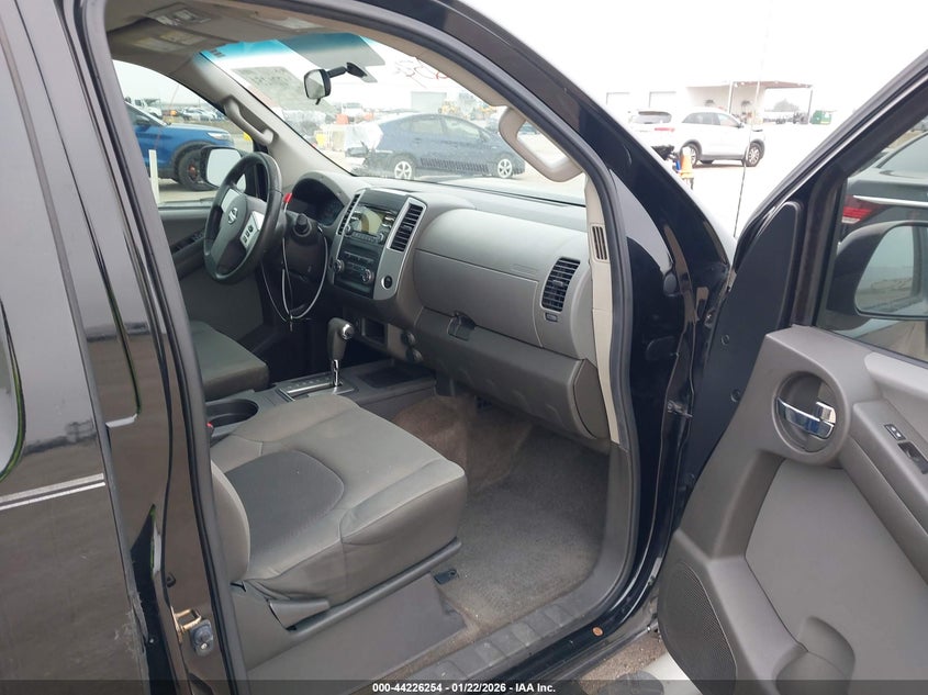 2013 Nissan Xterra S