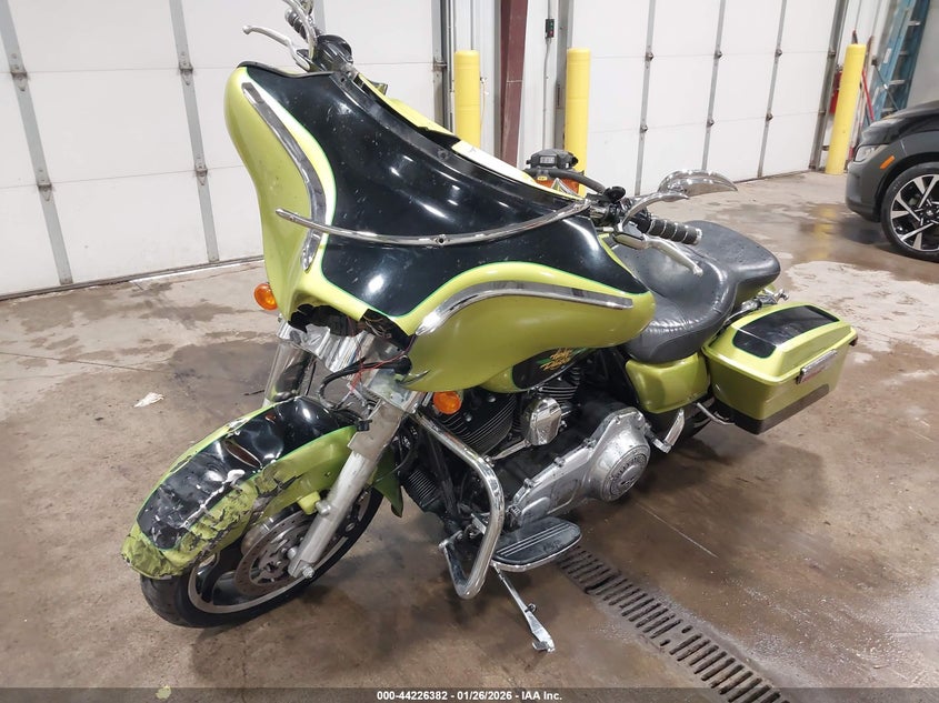 2011 Harley-Davidson Flhx