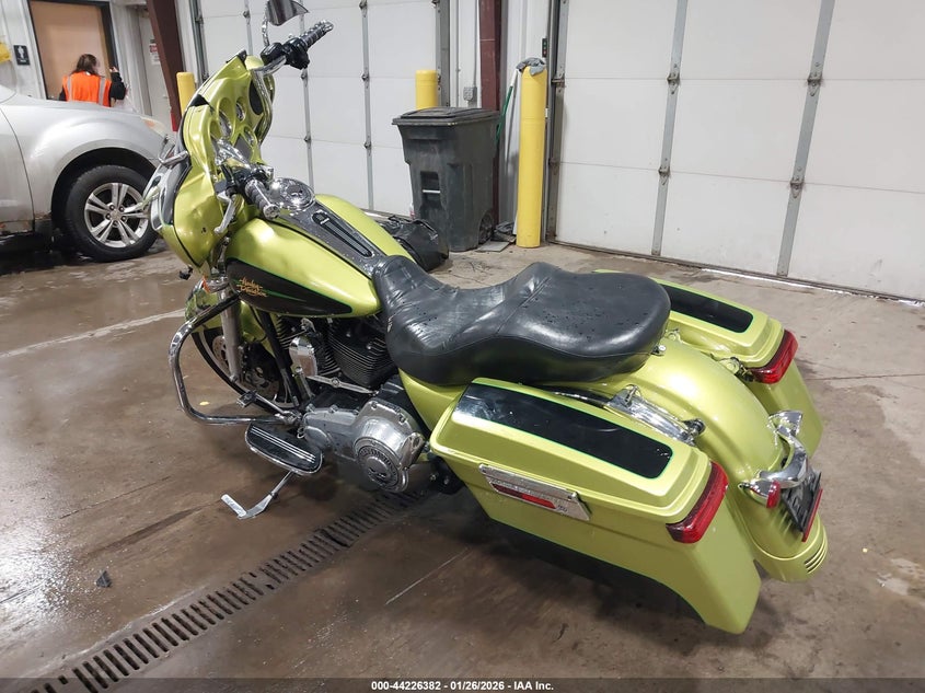 2011 Harley-Davidson Flhx