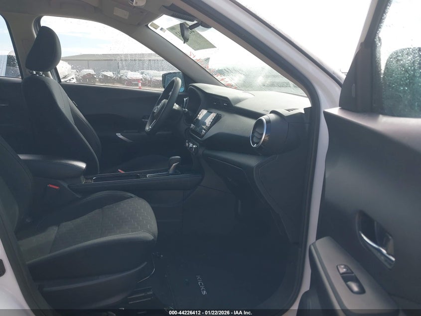 2024 Nissan Kicks Sv Xtronic Cvt